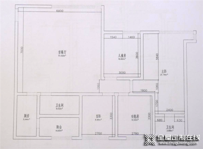 萊茵艾格全屋定制案例：130m²的現(xiàn)代輕奢新房，將收納與空間利用最大化！